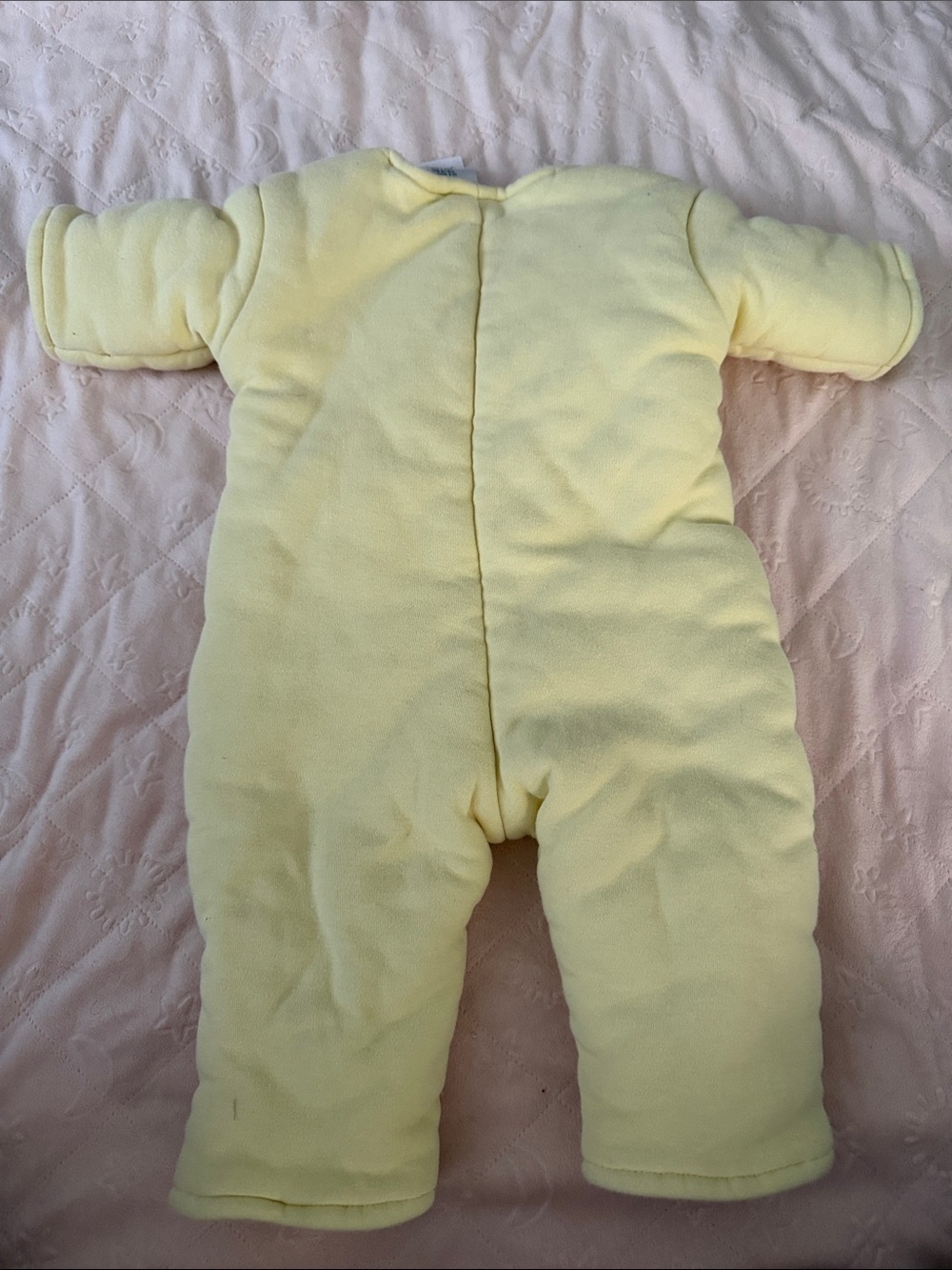 Baby Merlin’s magic sleep sack in Pale Yellow - Picture 5 of 6